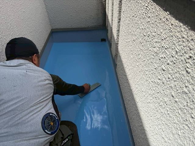 ベランダ床鏝仕上げ