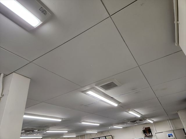 天井撤去前
