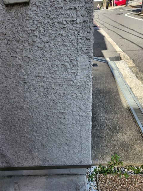 セメント部に塗装