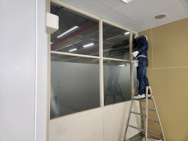 パーテンション内側塗装