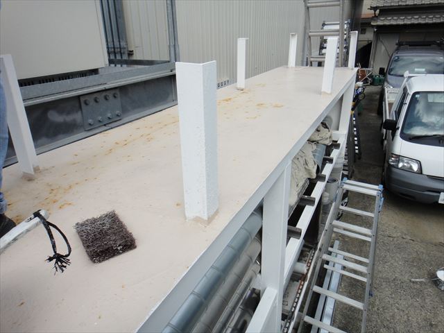 材料置き場塗装前