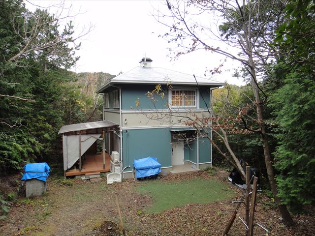 塗装後の2階建て住宅