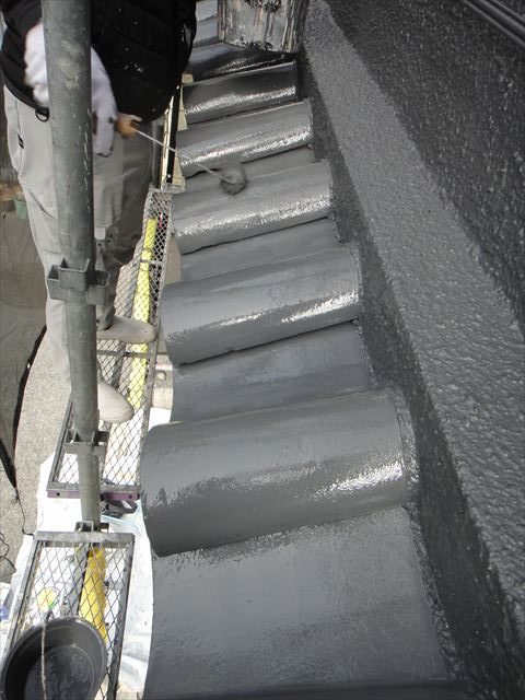 下屋に上塗り塗装