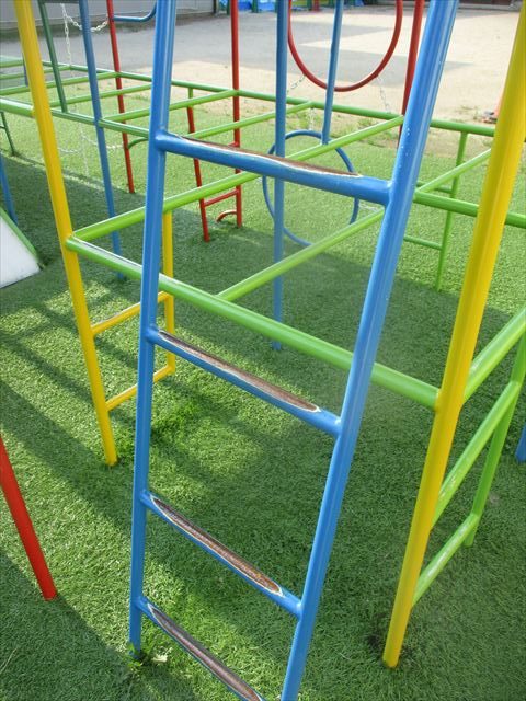 足の踏むところの剝がれ