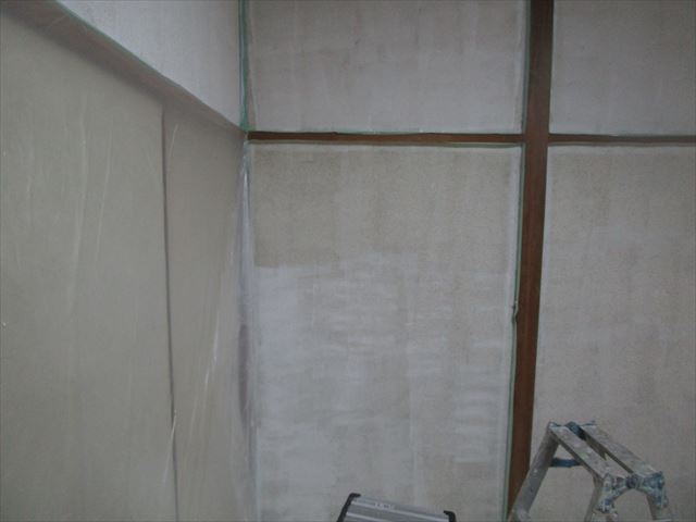 綿壁シーラー塗布