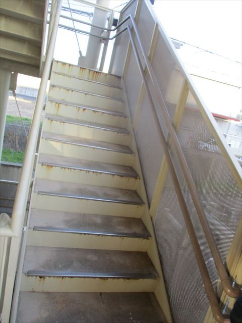 塗装前の蹴込み