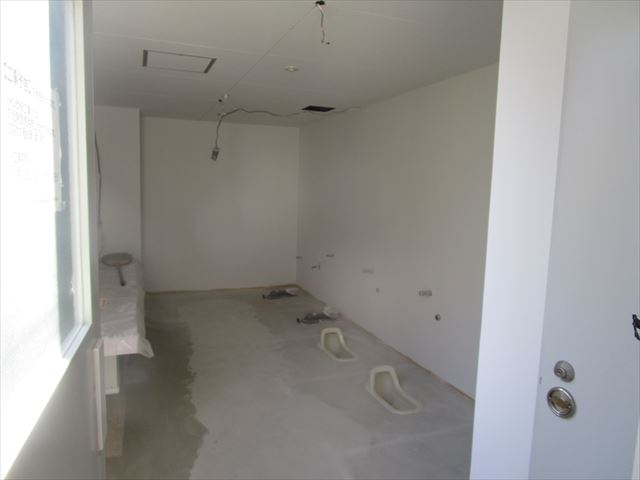 トイレ塗装工事完